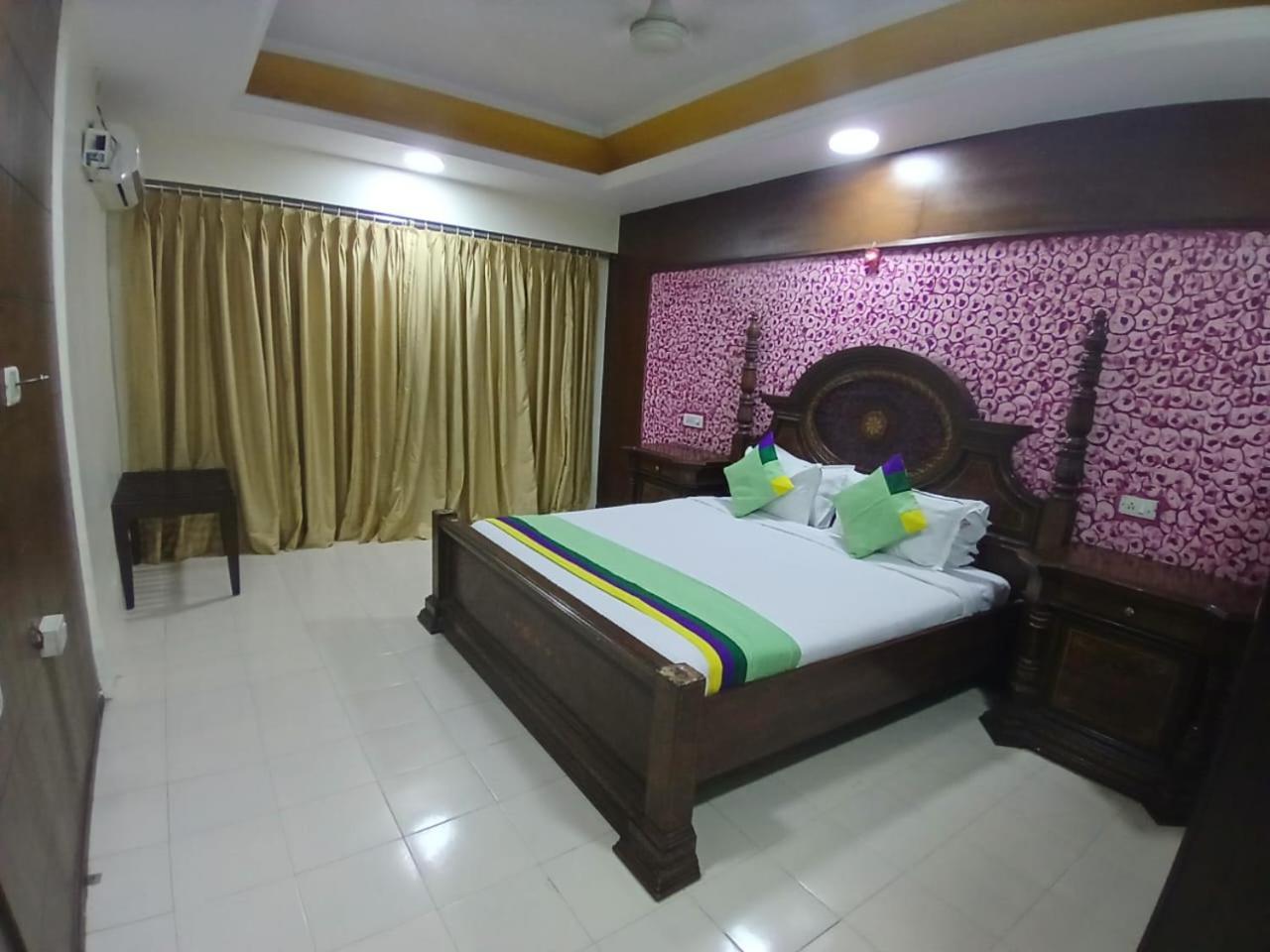 היידראבד Blossom Rooms Hotel Vashishtha - Free Lunch Or Dinner- Free Breakfast מראה חיצוני תמונה